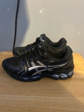 Asics Black and Silver Mesh Running Shoes